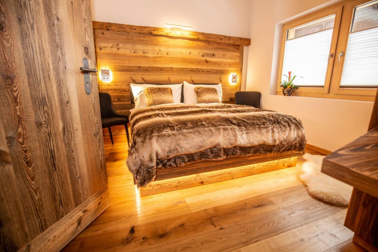 Palace Luxury Wellness Apartment And Boutique Hotel Ski-In-Out Saas-Fee Exterior photo