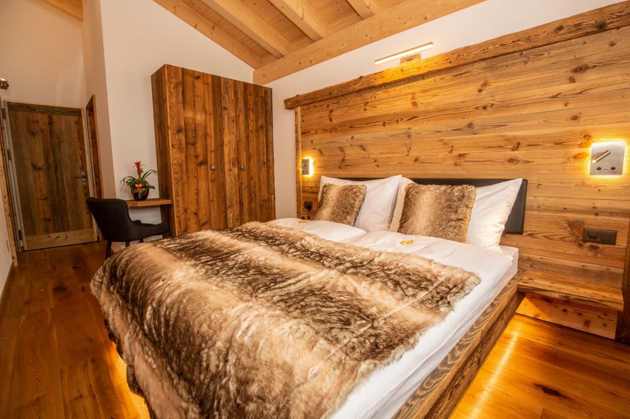 Palace Luxury Wellness Apartment And Boutique Hotel Ski-In-Out Saas-Fee Exterior photo